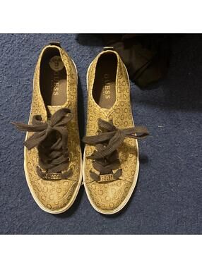 GUESS Calebb3 Damessneaker, 37.5 EU